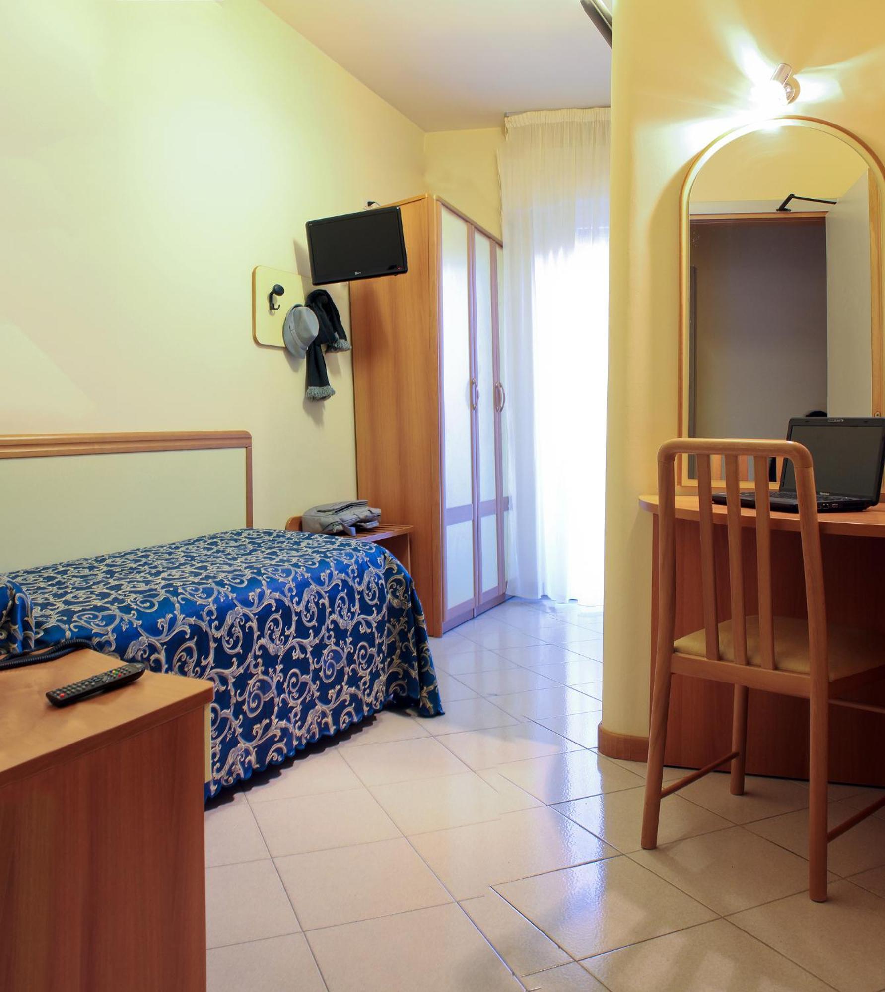 Hotel Aldebaran Riccione Esterno foto