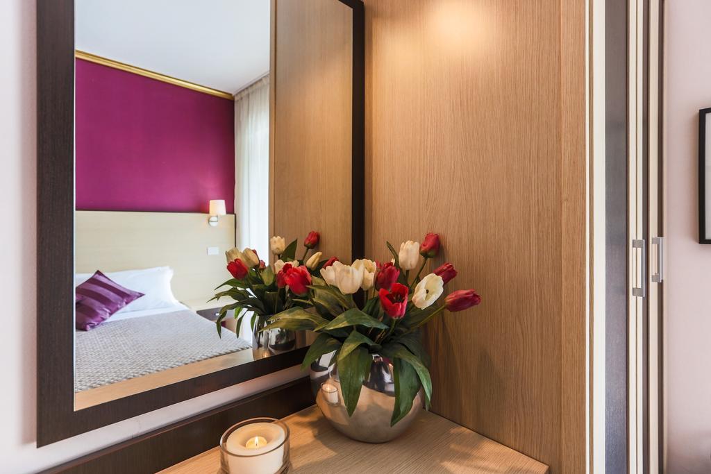 Hotel Aldebaran Riccione Esterno foto